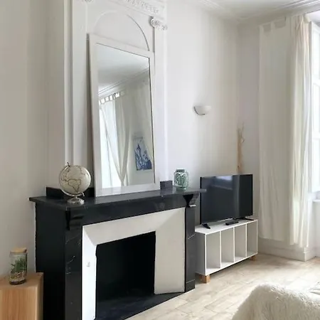 Apartment Place Carnot-coeur De La Bastide-wifi